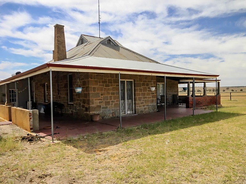 Lot 60 Calingiri-Goomalling Road, Karranadgin WA 6460