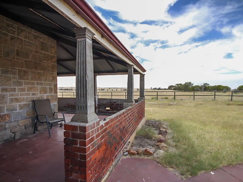 Lot 60 Calingiri-Goomalling Road, Karranadgin WA 6460
