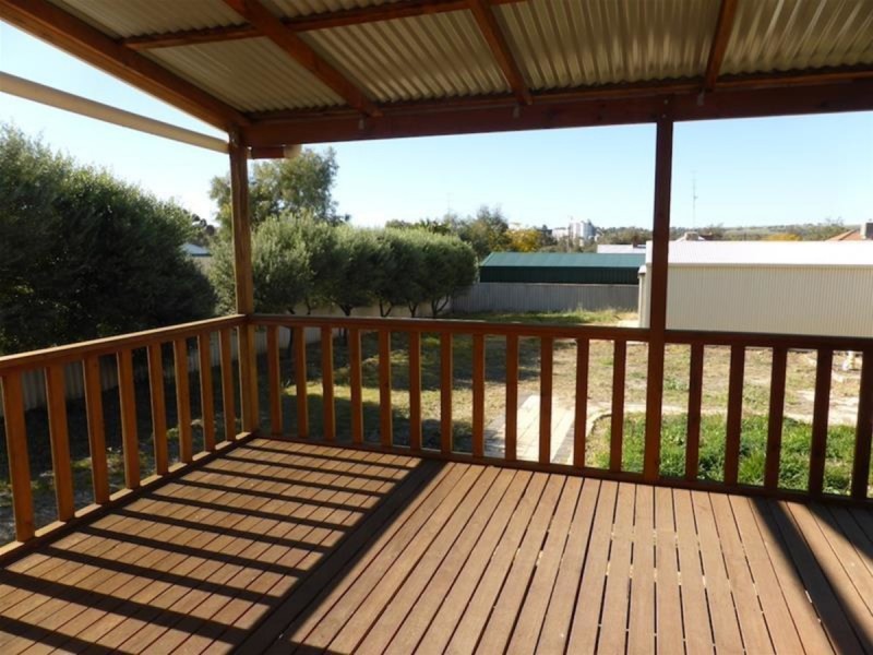 25 James Street, Northam WA 6401