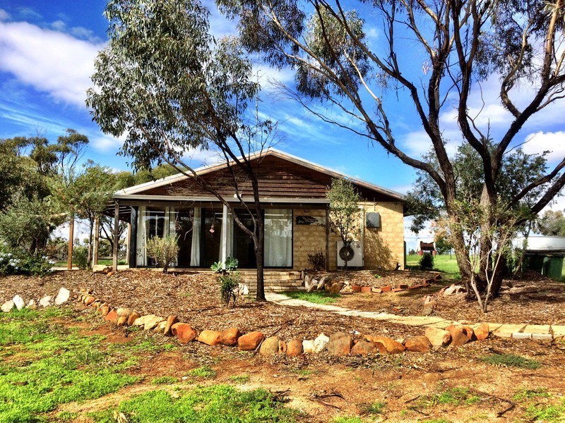 1779 Bejoording Road, Toodyay WA 6566