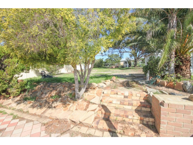 39 Hampton Street, Northam WA 6401