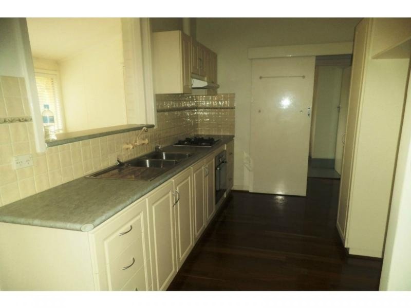 28 Robinson Street, Northam WA 6401