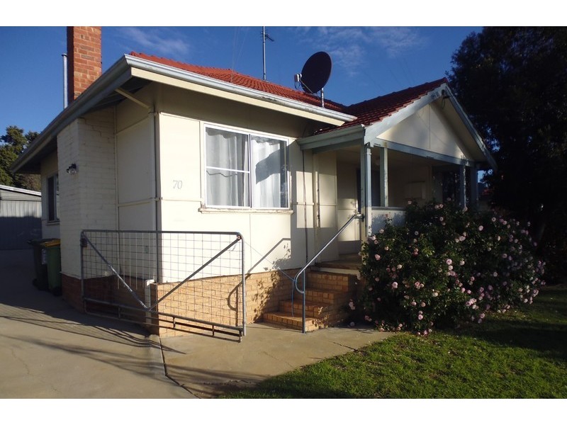 70 Hutt Street, Northam WA 6401