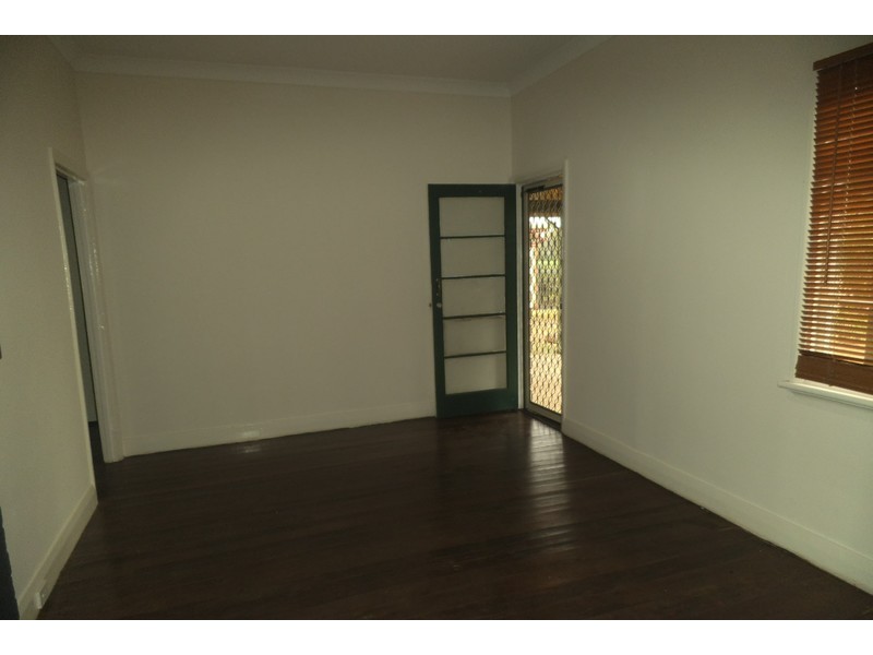 7 Clarke Street, Northam WA 6401