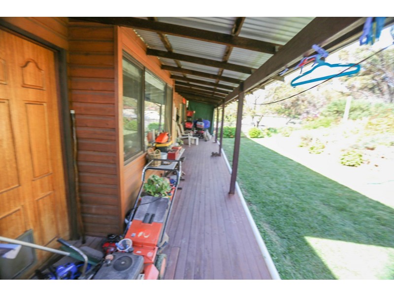 9 Hamersley Street, Toodyay WA 6566