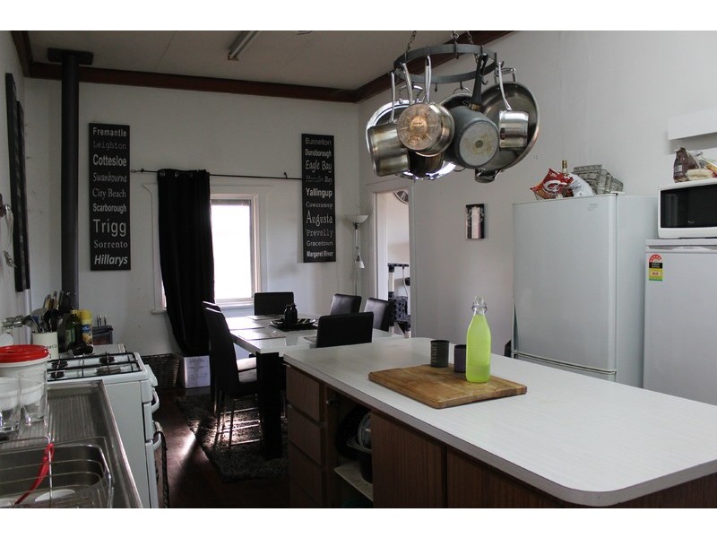 141 Newcastle Road, Northam WA 6401