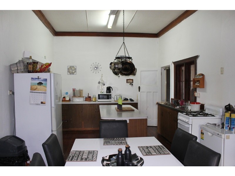 141 Newcastle Road, Northam WA 6401