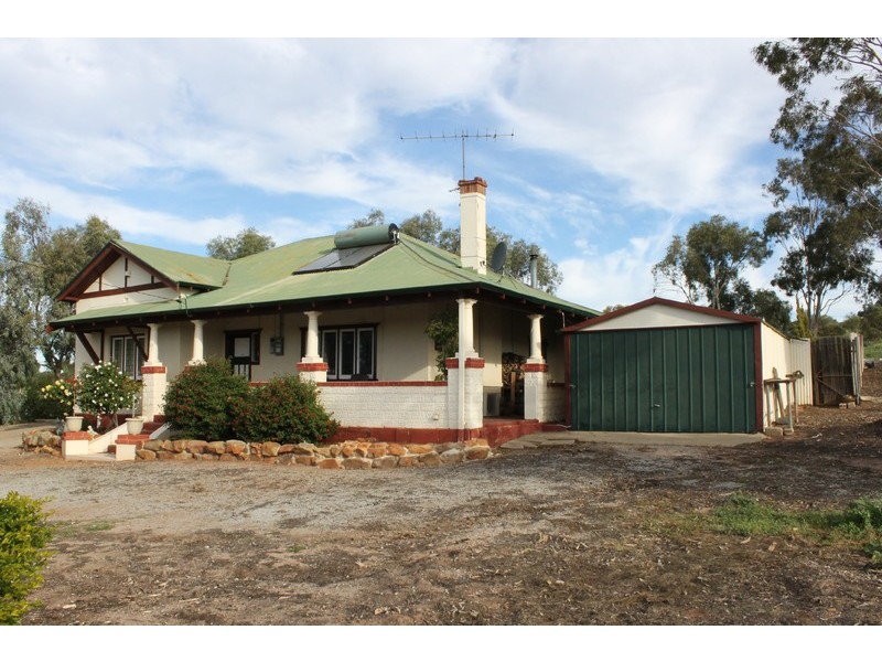 141 Newcastle Road, Northam WA 6401
