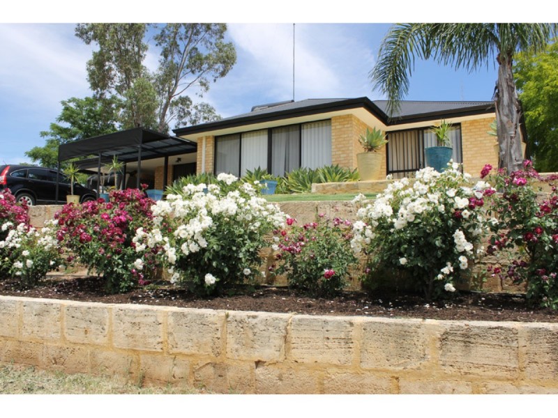 8 Freind Place, Northam WA 6401