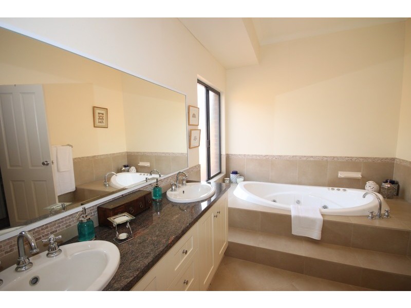 165 Horseshoe Road, Toodyay WA 6566