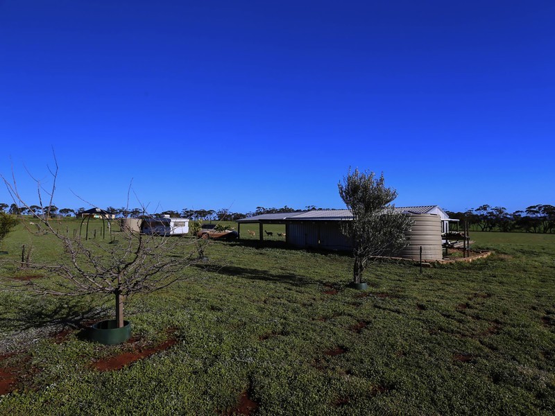 57 One Man Road, Toodyay WA 6566