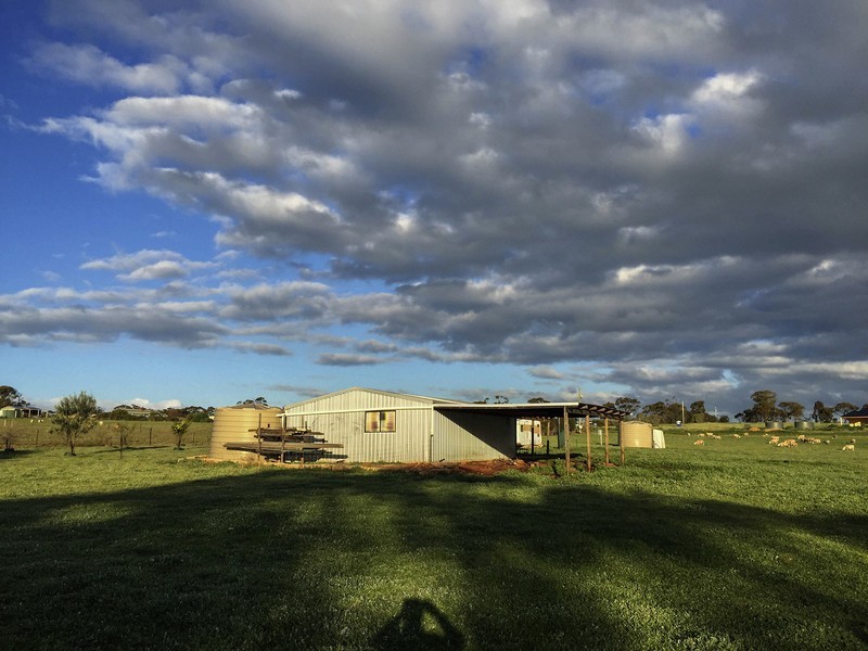 57 One Man Road, Toodyay WA 6566