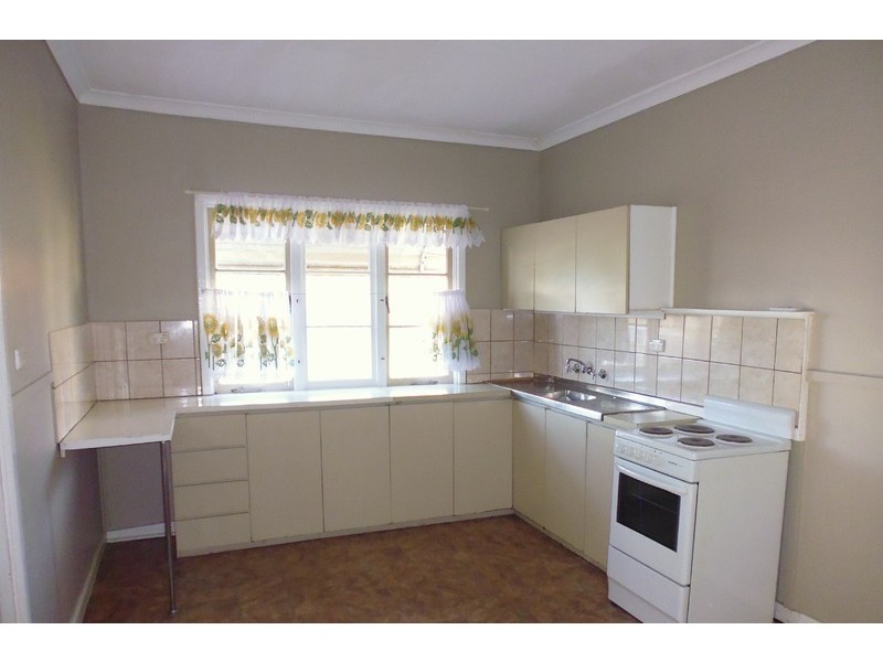 77 Hutt Street, Northam WA 6401