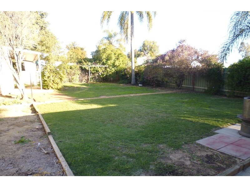 70 Hutt Street, Northam WA 6401