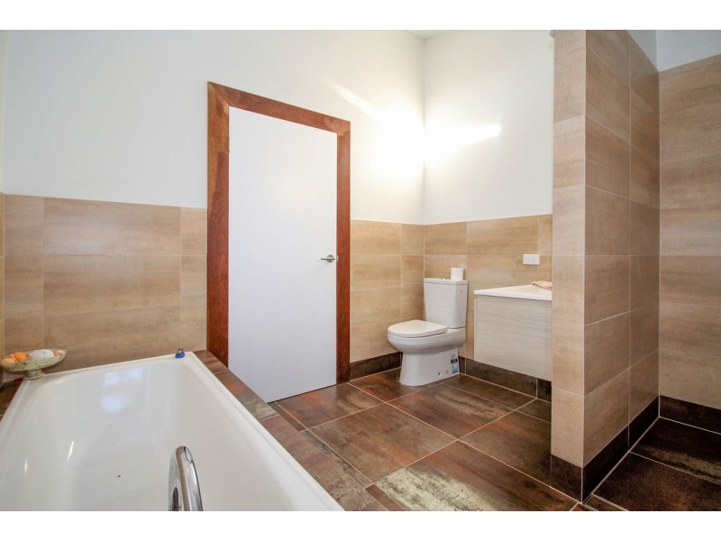 9 Broadgrounds Place, Toodyay WA 6566