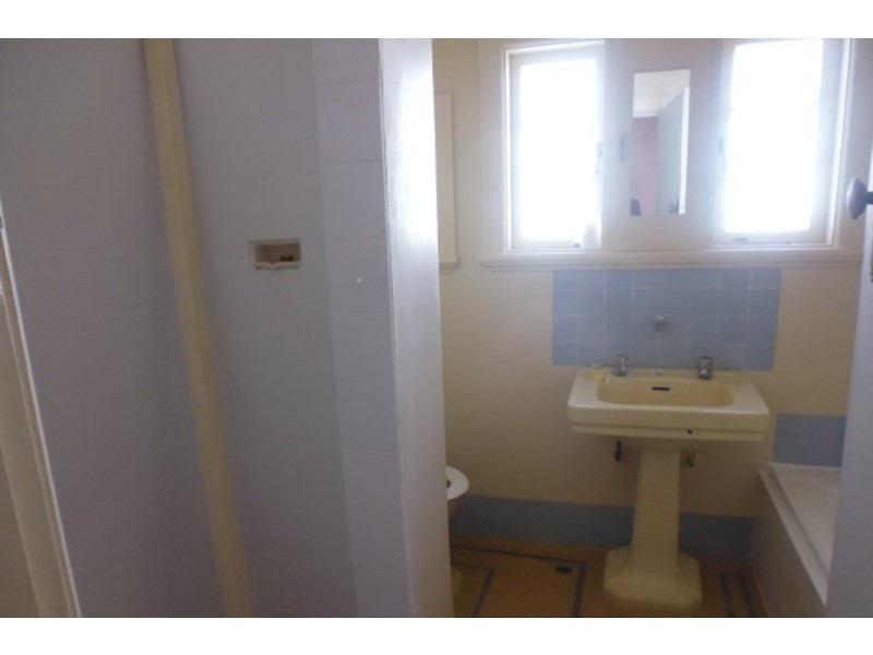 4 Enfield Terrace, Northam WA 6401