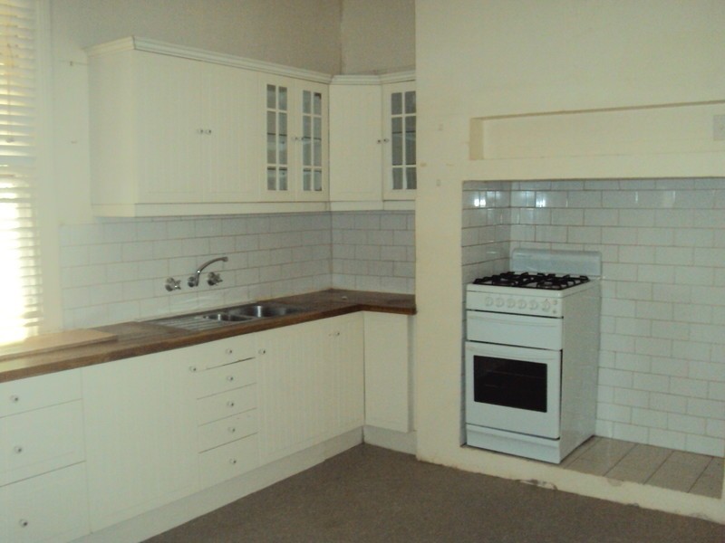 42 Stirling Terrace, Toodyay WA 6566