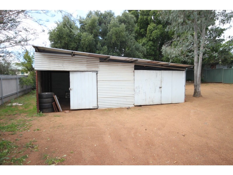 62 Newcastle Road, Northam WA 6401