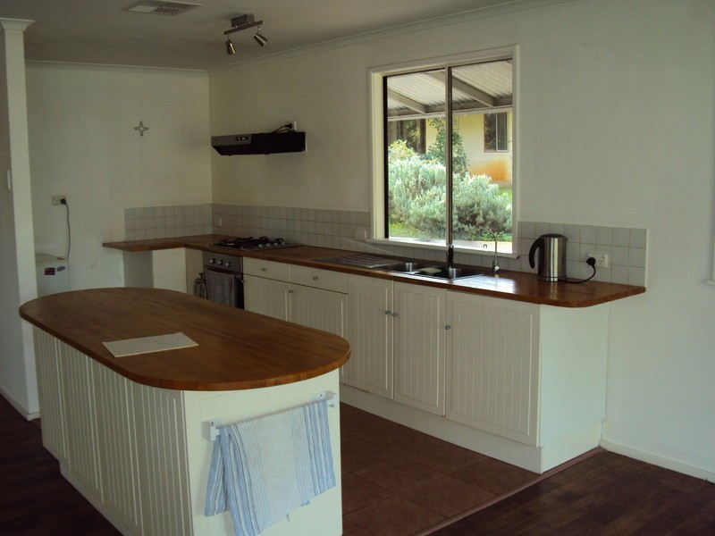 19 Howard Road, Toodyay WA 6566