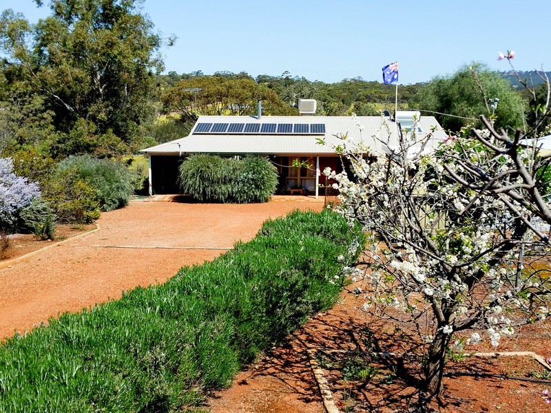 75 Fitzgerald Terrace, Toodyay WA 6566