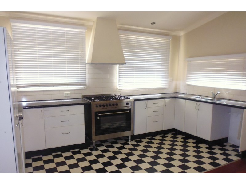 36 Broome Terrace, Northam WA 6401