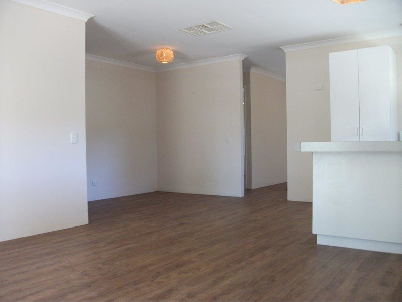 68 suburban Road, York WA 6302