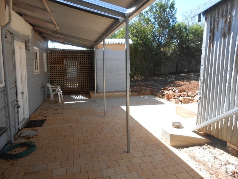 77 Gairdner Street, Northam WA 6401