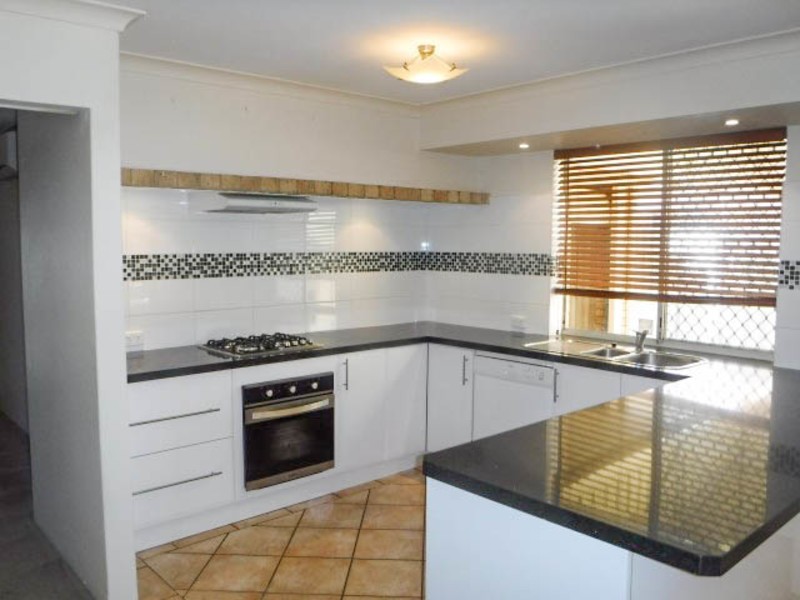 3 Halfmoon Place, Waikiki WA 6169