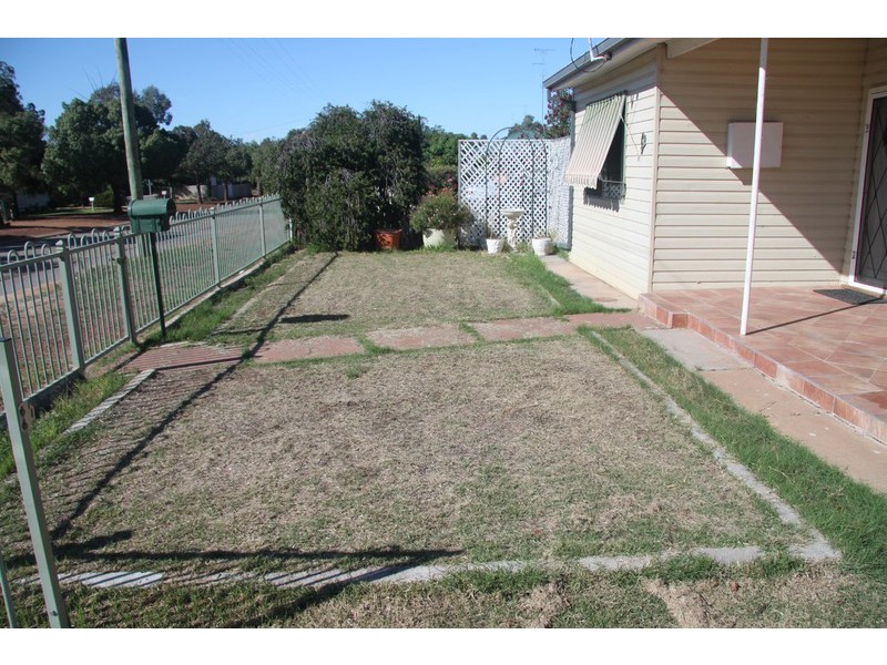 15 Weld Street, Northam WA 6401