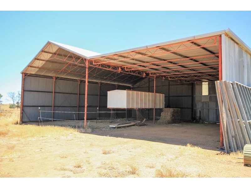 20 Last Road, Merredin WA 6415