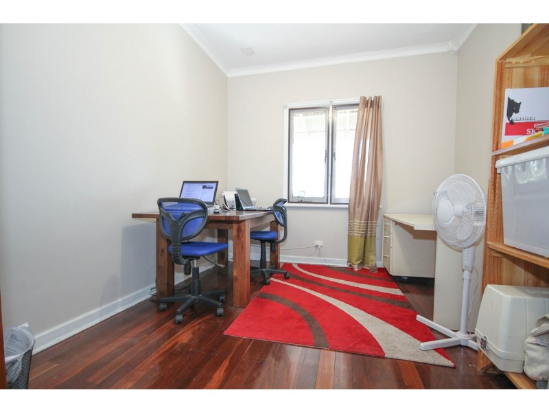 8 Knight Street, Northam WA 6401