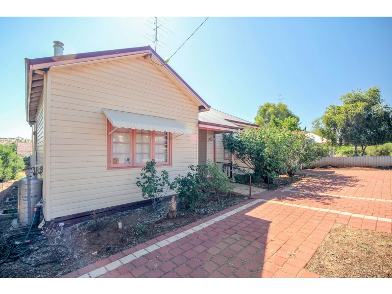 1 Leake Street, Northam WA 6401