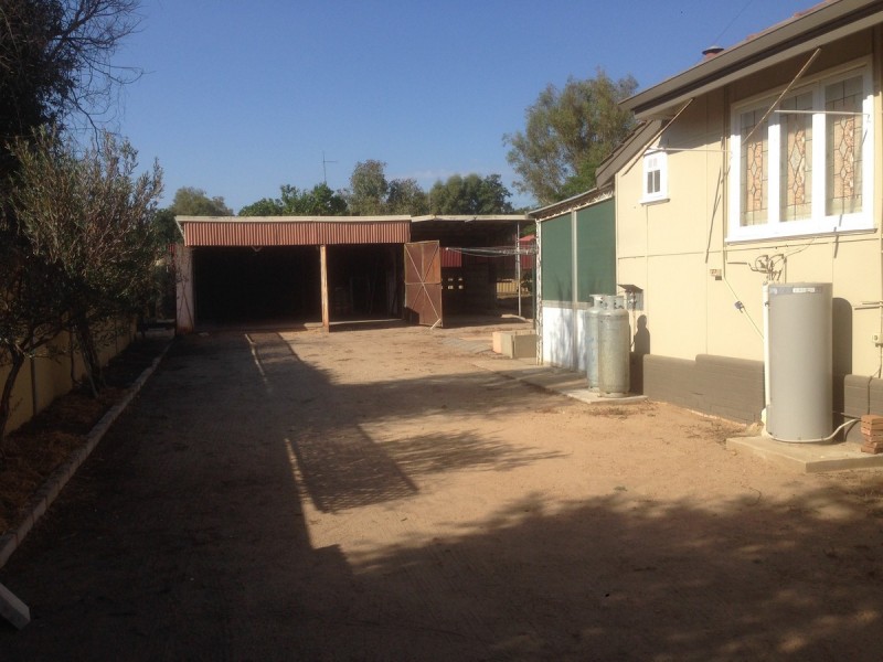 84 Suburban Road, Northam WA 6401