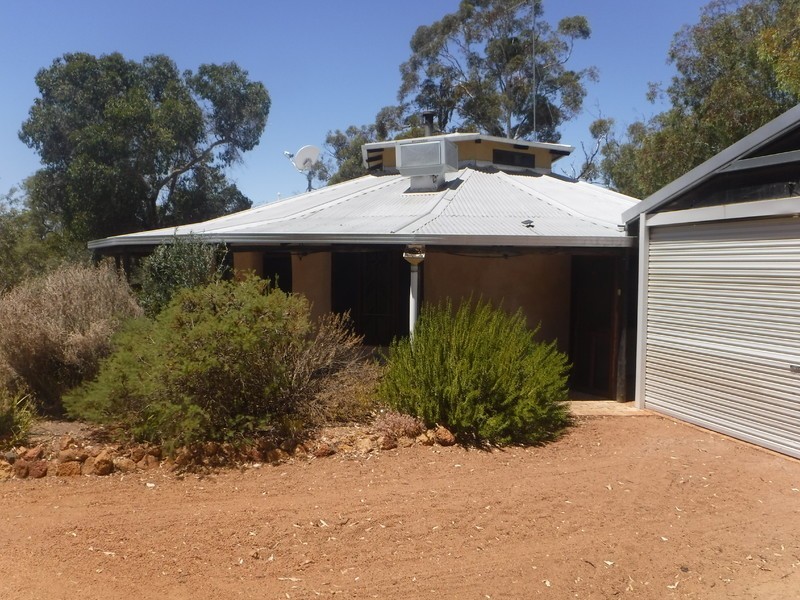 745 Bindoon Dewars Pool Road, Toodyay WA 6566