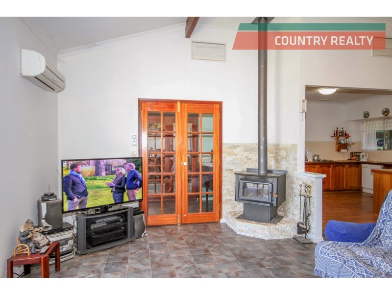 325 Rickeys Road, Beverley WA 6304