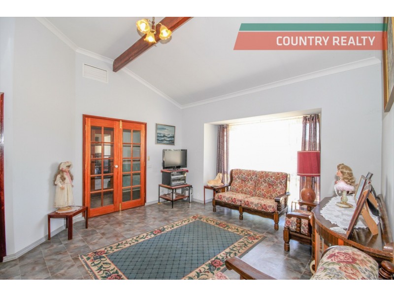 325 Rickeys Road, Beverley WA 6304