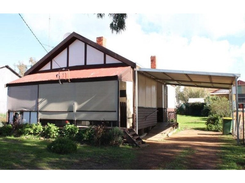 17 Monger Street, York WA 6302