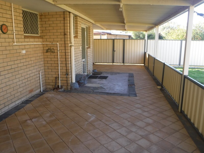 23 Lyon Street, Northam WA 6401