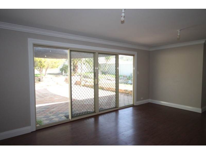 39 Hampton Street, Northam WA 6401