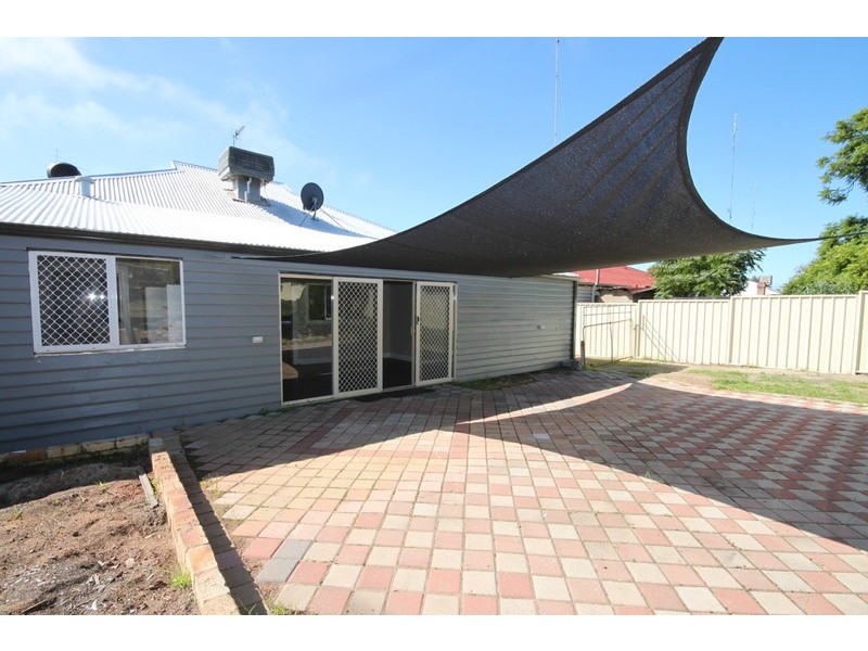 39 Hampton Street, Northam WA 6401