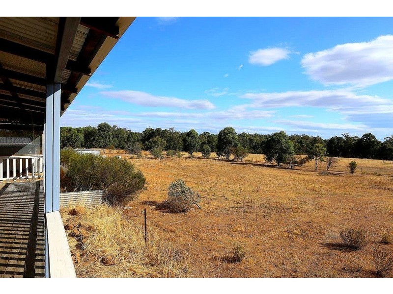 122 Darwinia Crescent, Coondle, Toodyay WA 6566