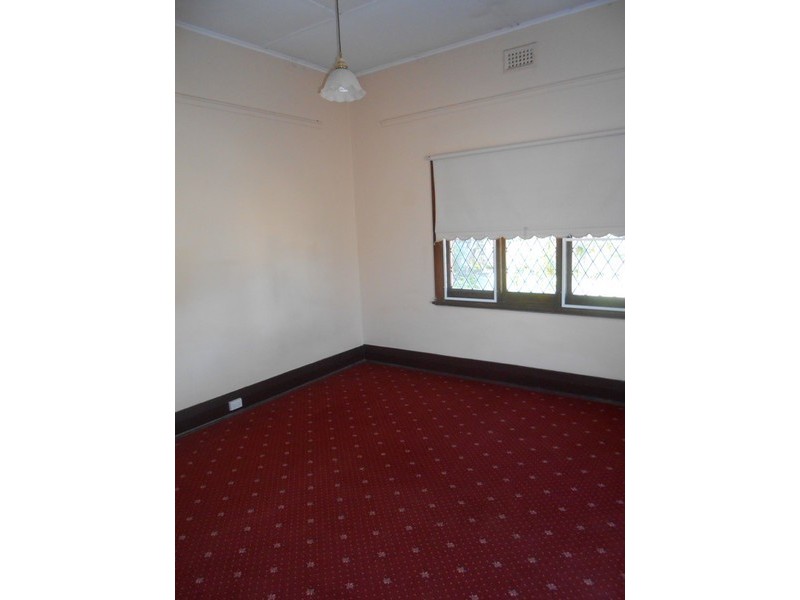 13 Weld Street, Northam WA 6401