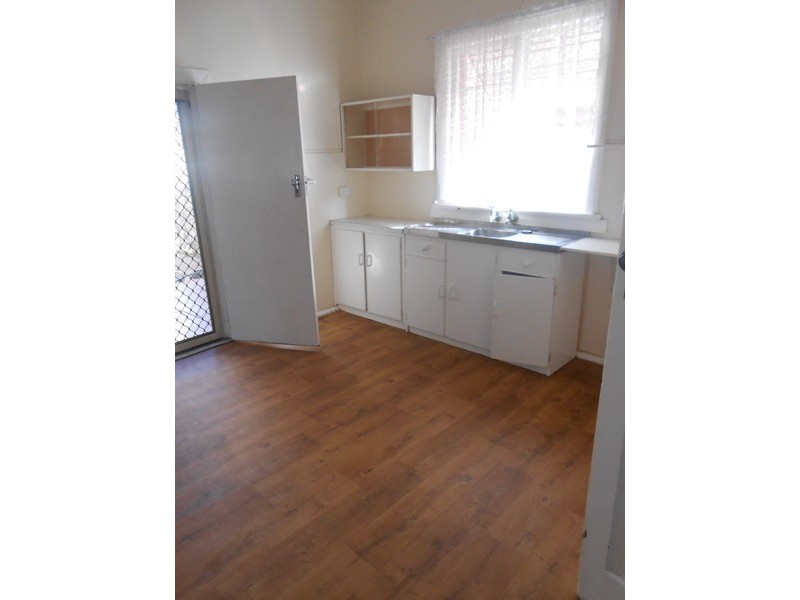 13 Weld Street, Northam WA 6401