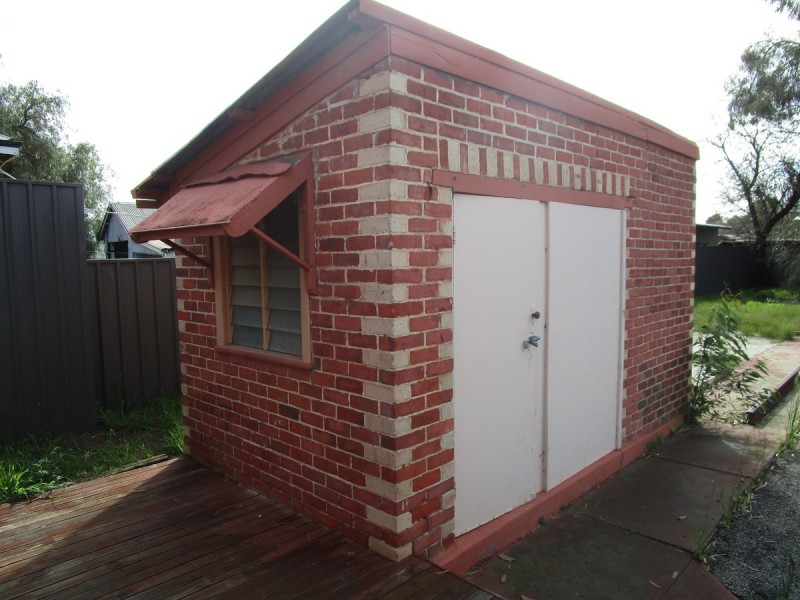2 Millington Street, Northam WA 6401