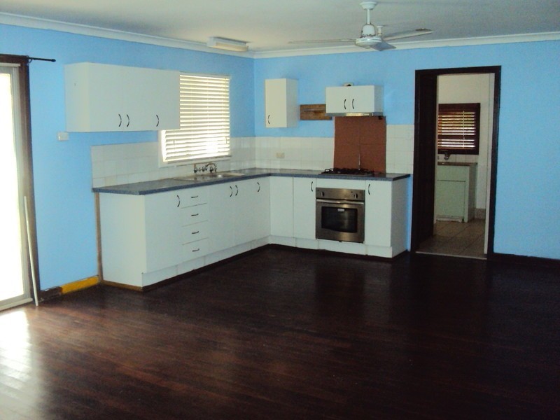 8 Herbert Street, Toodyay WA 6566