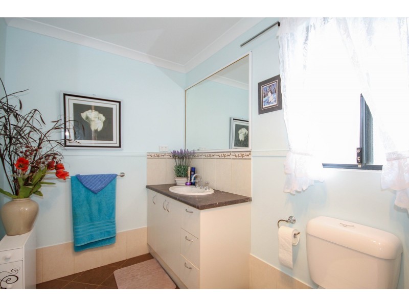 35 Langford Road, York WA 6302