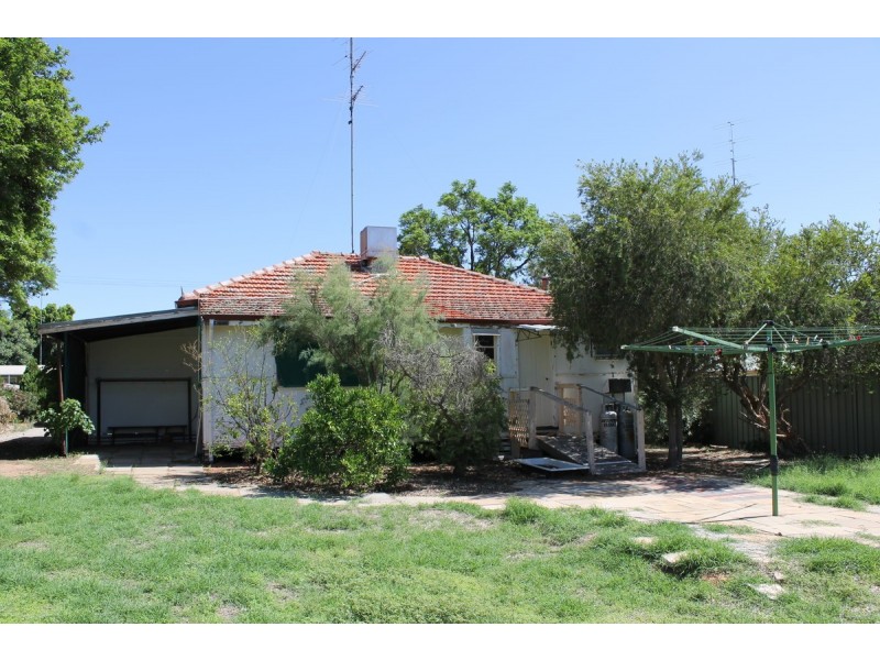 3 High Street, Goomalling WA 6460