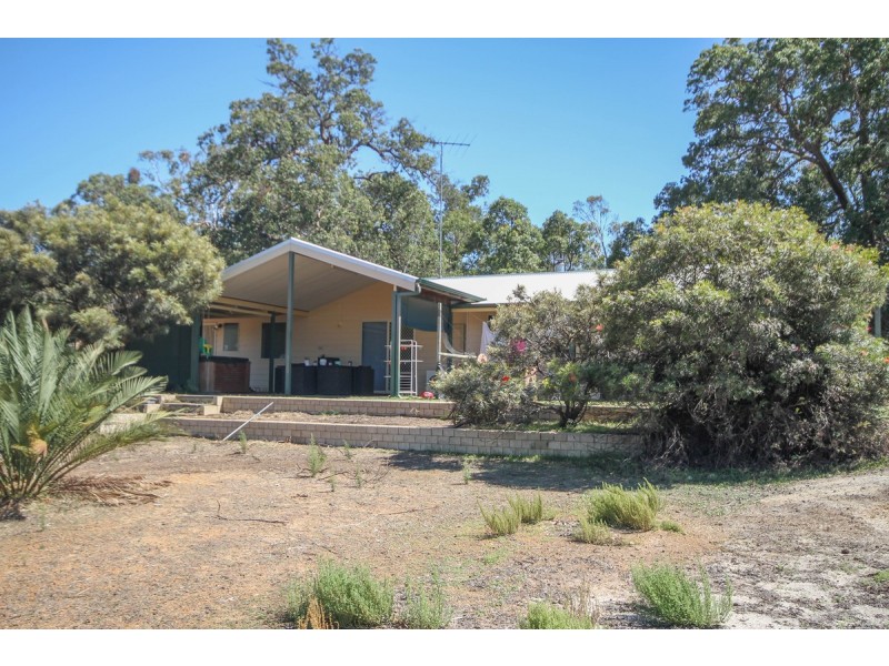 106 Darwinia Crescent, Toodyay WA 6566