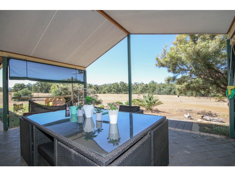 106 Darwinia Crescent, Toodyay WA 6566