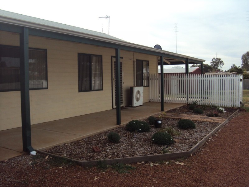 9 Turner Street, Northam WA 6401